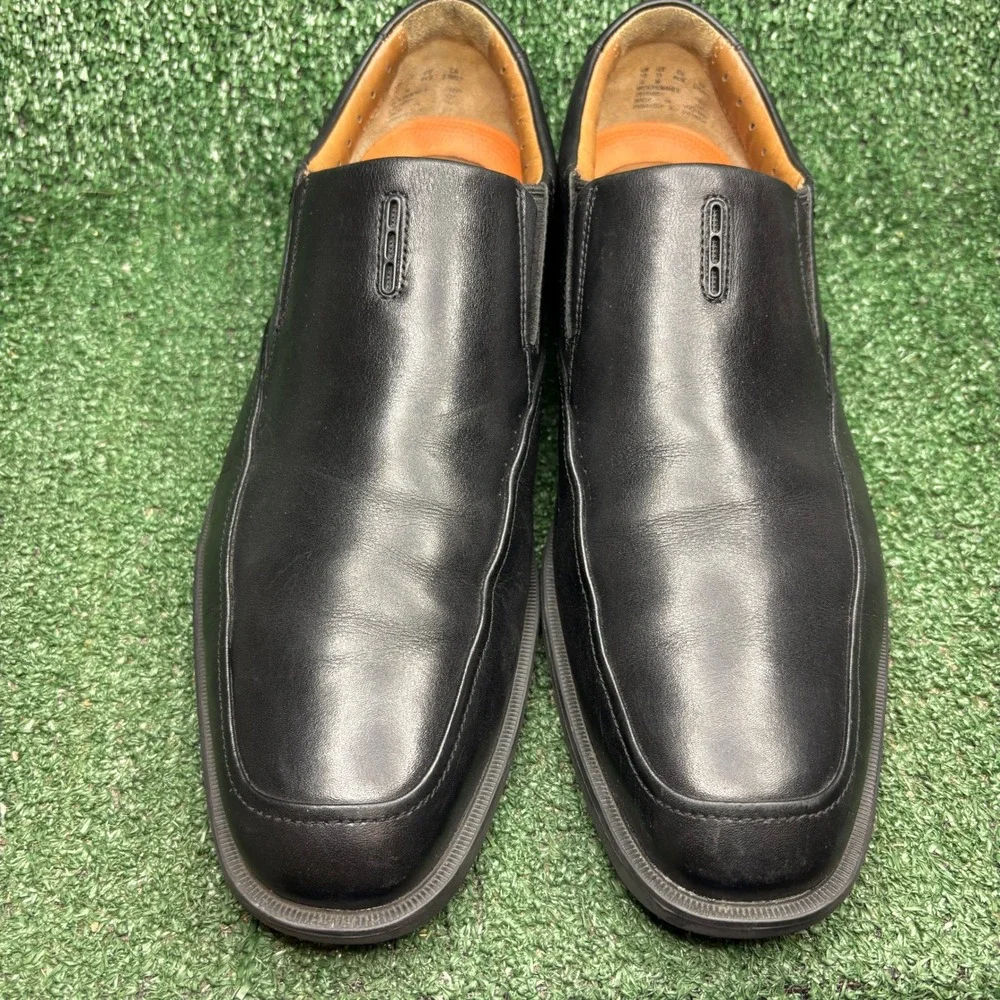 Clarks UnStructured Unbizley Lane Leather Slip On Loafer Dress Shoe Black Men 11